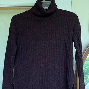 Athleta Turtleneck Sweater Heather Burgundy -- Size XXS